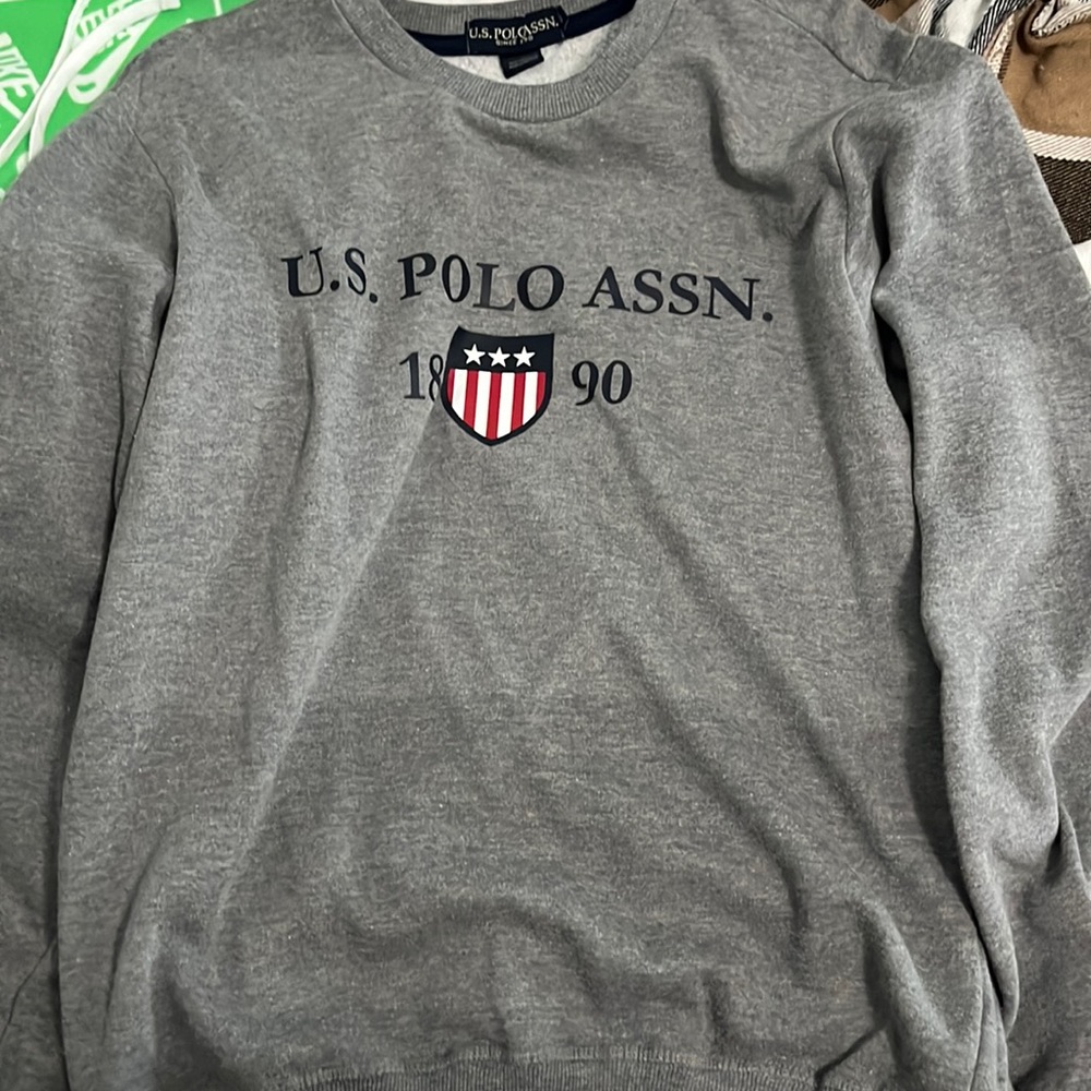 medium, darkish grey , mens sweatshirt
